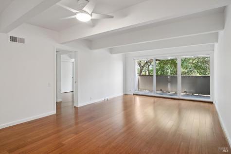 320 Via Casitas Greenbrae CA 94904
