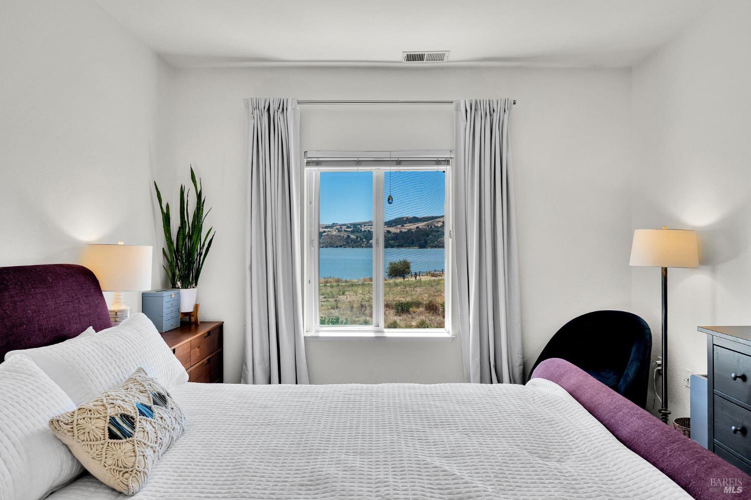 105 Shoal Drive W Vallejo CA 94591