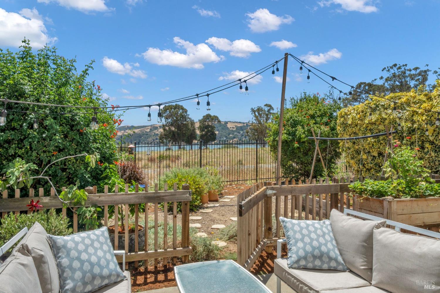 105 Shoal Drive W Vallejo CA 94591