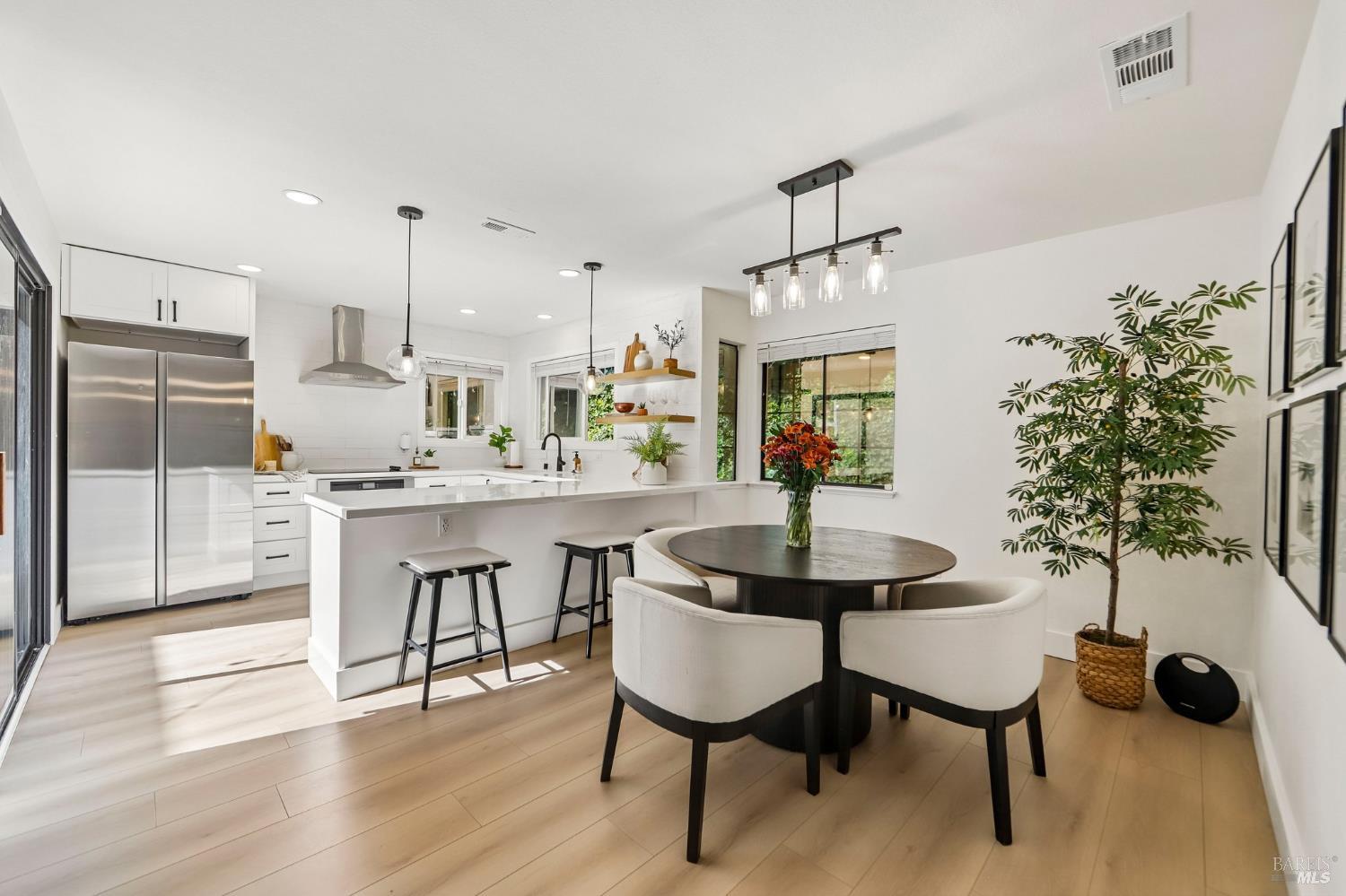 2101 Henry Avenue Pinole CA 94564