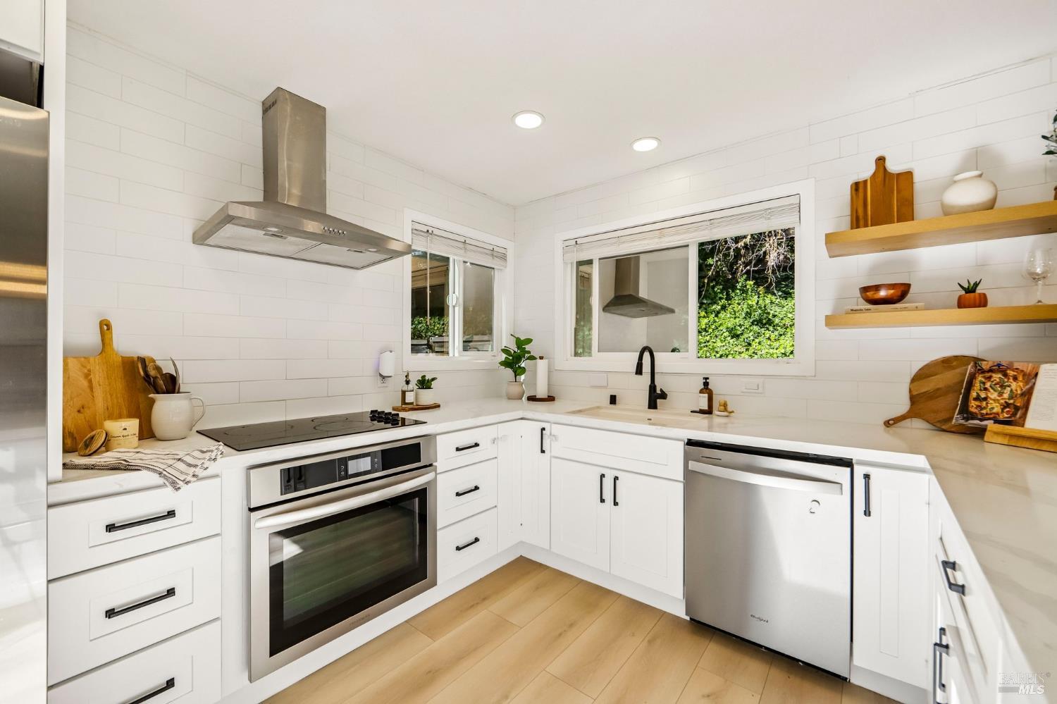 2101 Henry Avenue Pinole CA 94564