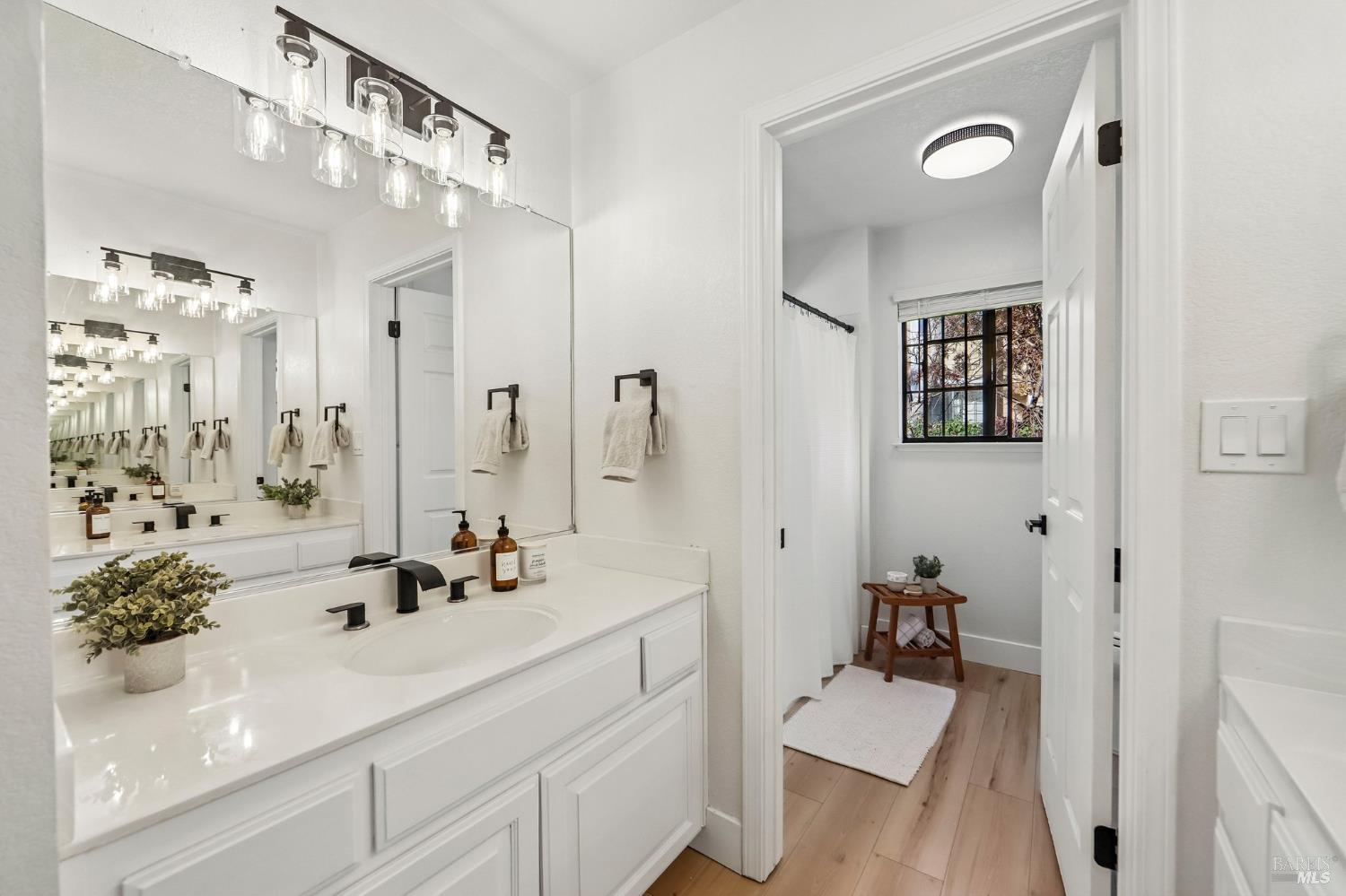 2101 Henry Avenue Pinole CA 94564