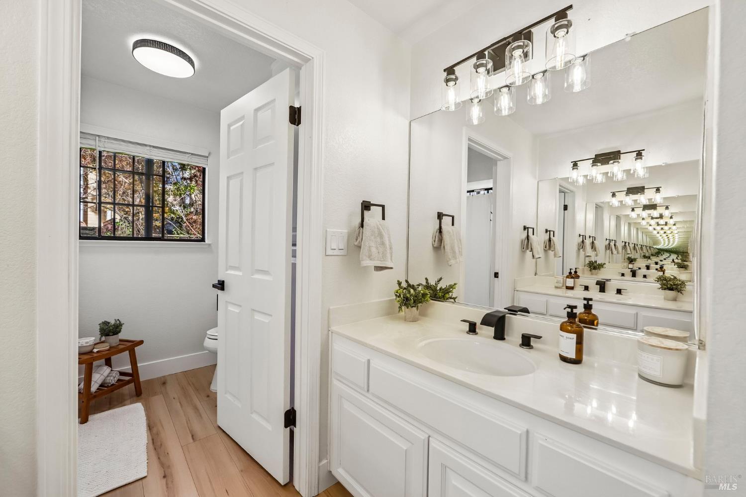 2101 Henry Avenue Pinole CA 94564