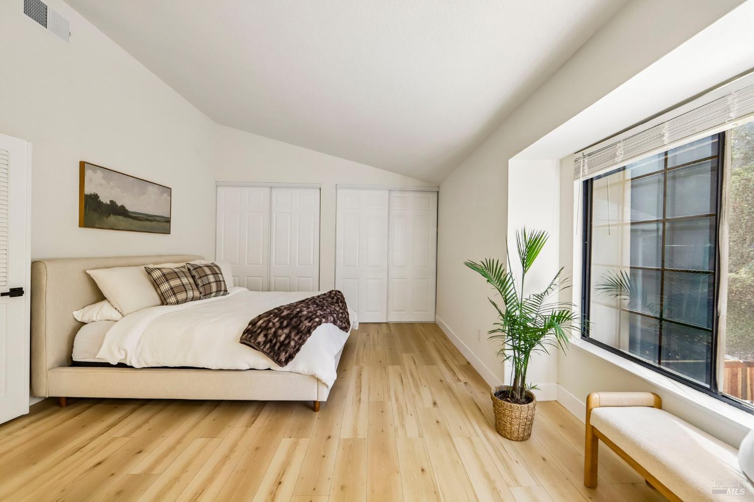 2101 Henry Avenue Pinole CA 94564