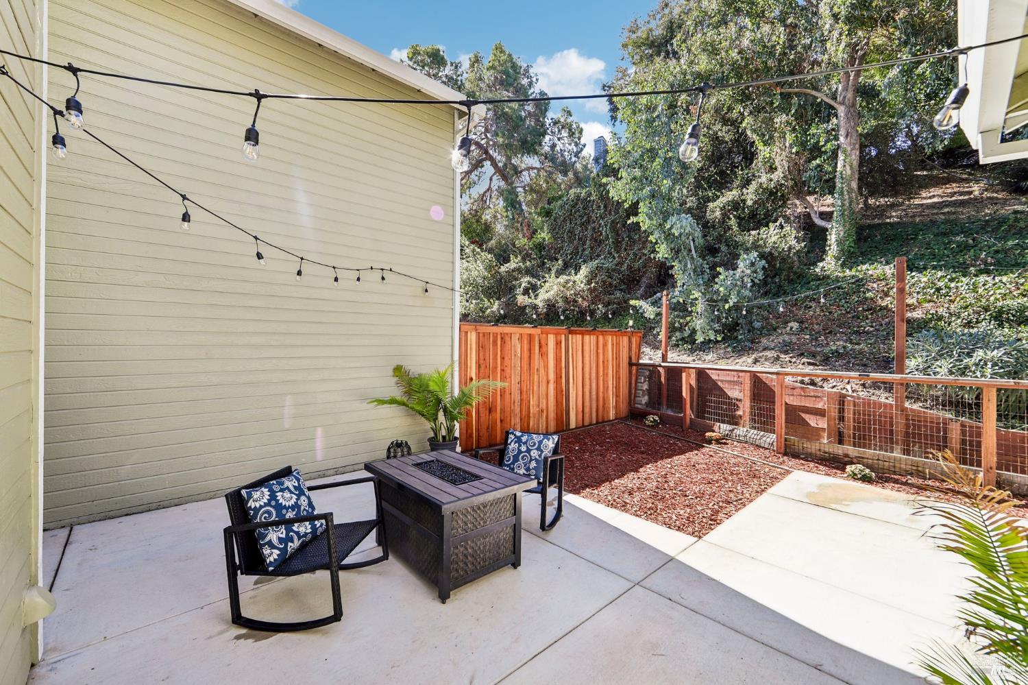 2101 Henry Avenue Pinole CA 94564