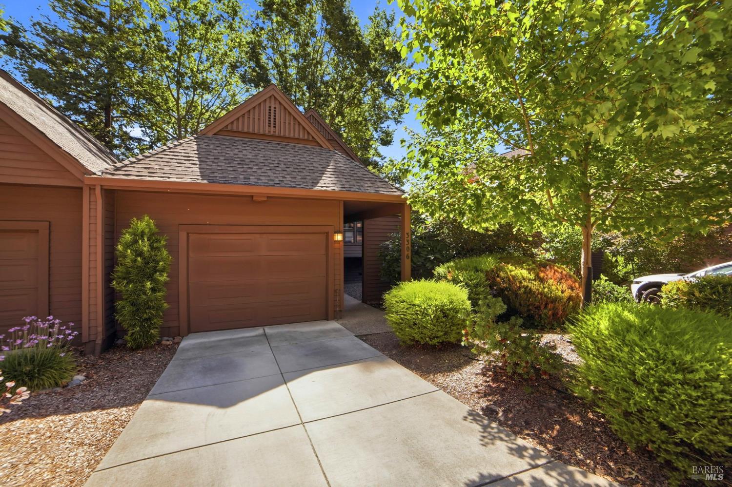 3306 Parker Hill Road Santa Rosa CA 95404