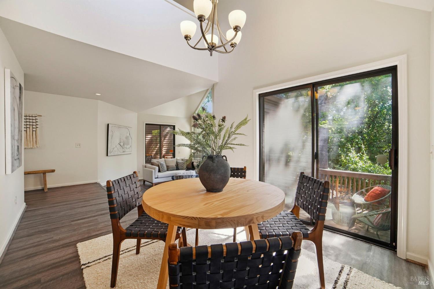 3306 Parker Hill Road Santa Rosa CA 95404