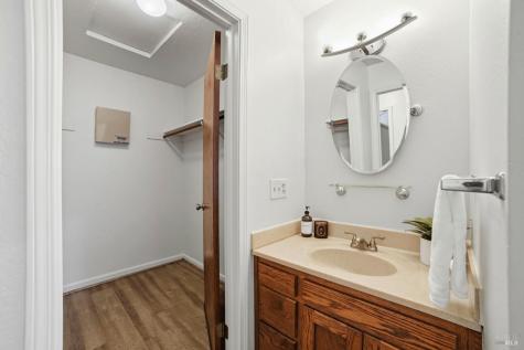 3306 Parker Hill Road Santa Rosa CA 95404