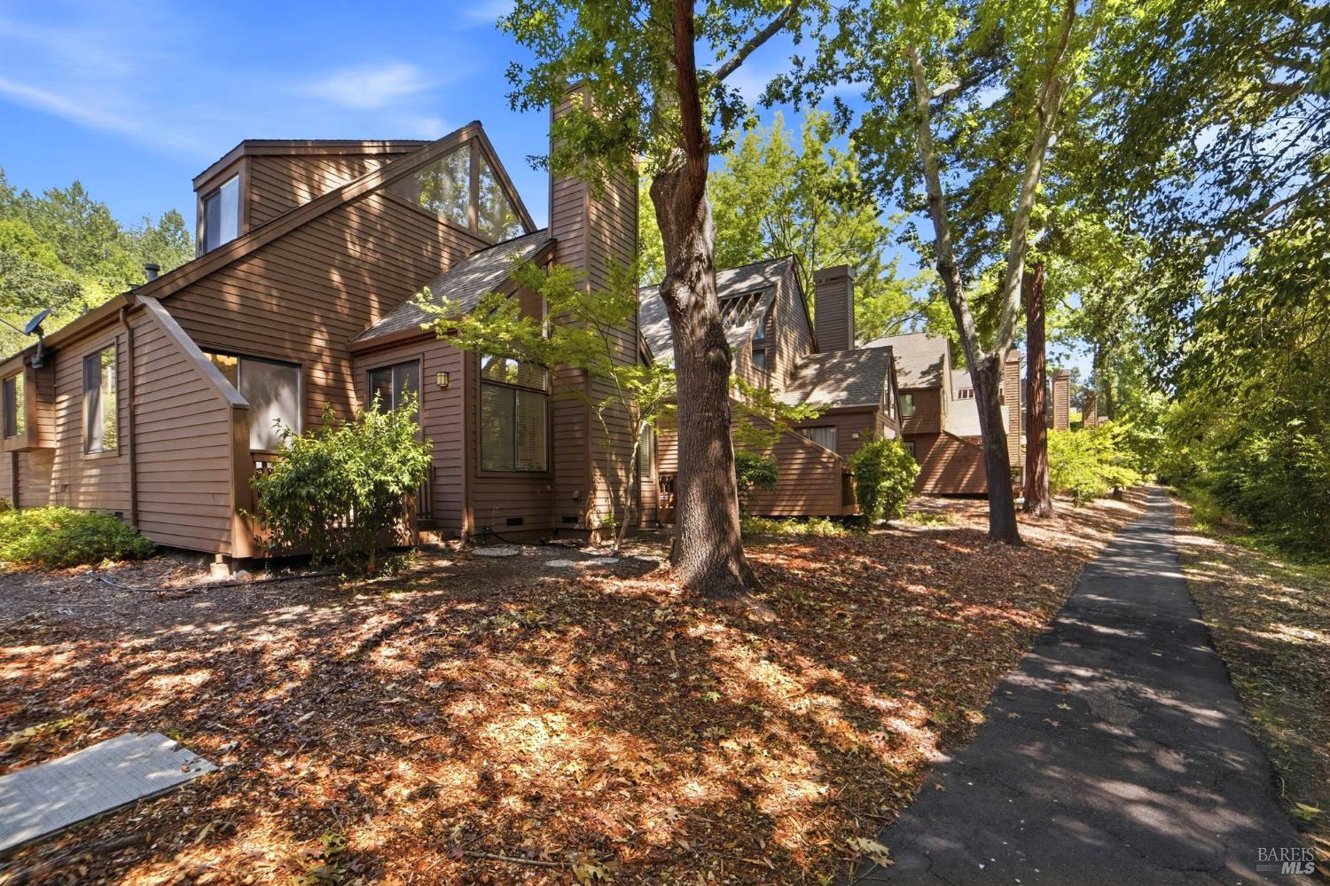 3306 Parker Hill Road Santa Rosa CA 95404