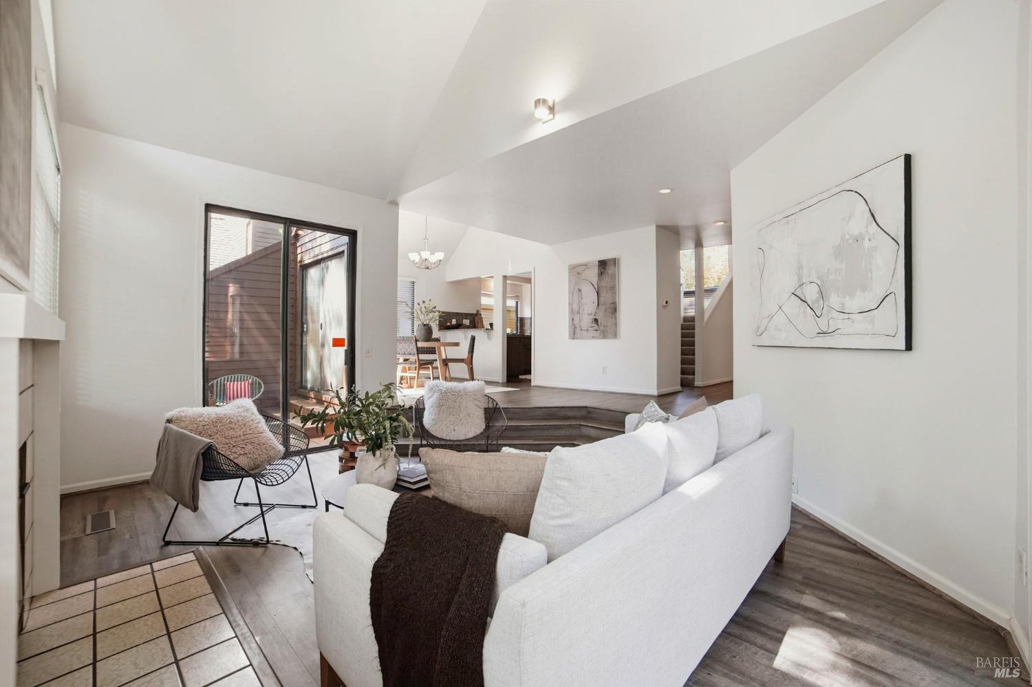 3306 Parker Hill Road Santa Rosa CA 95404
