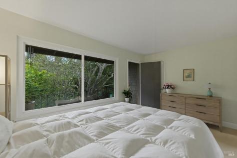 1411 Casa Buena Drive Corte Madera CA 94925