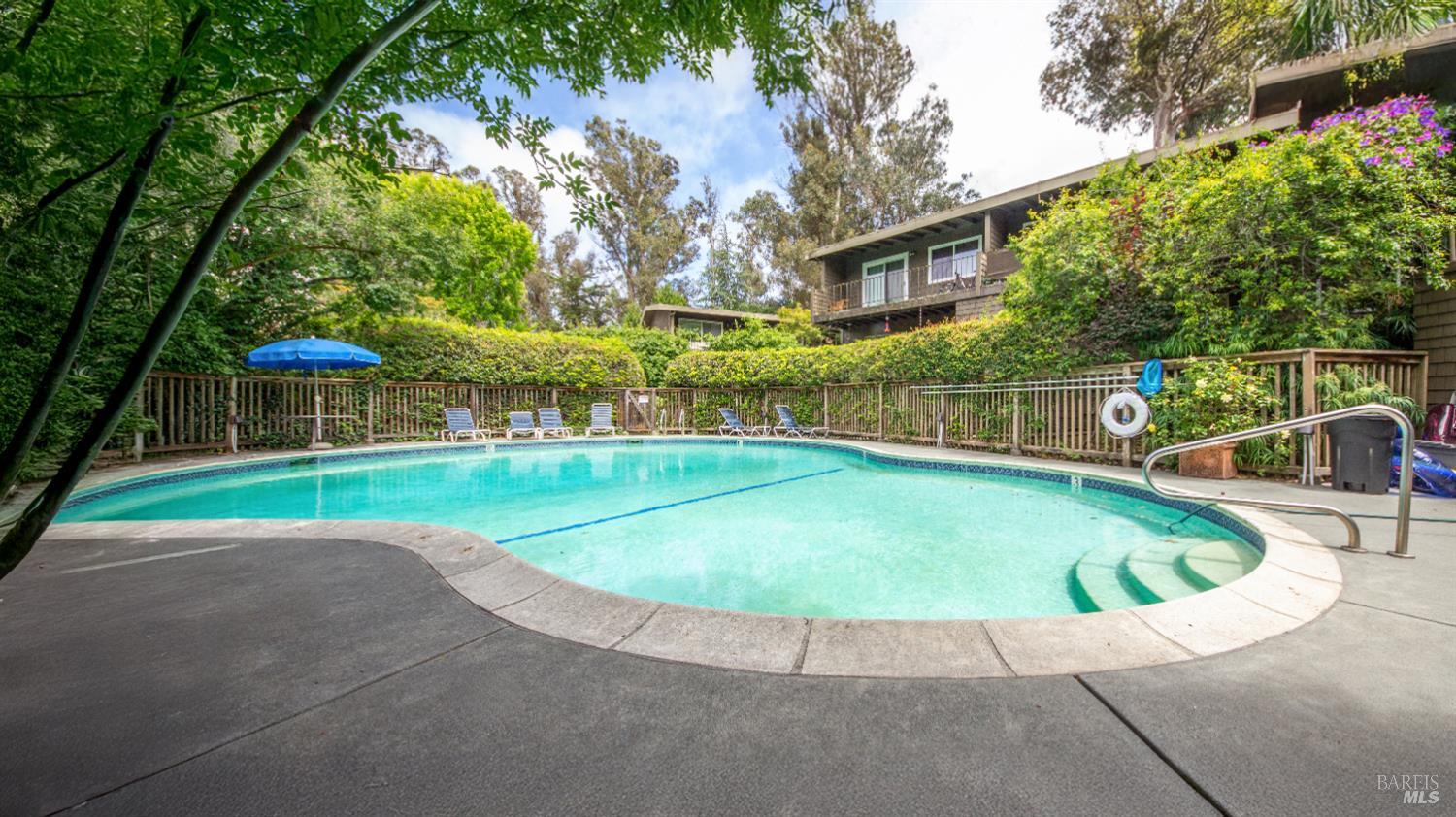 1411 Casa Buena Drive Corte Madera CA 94925