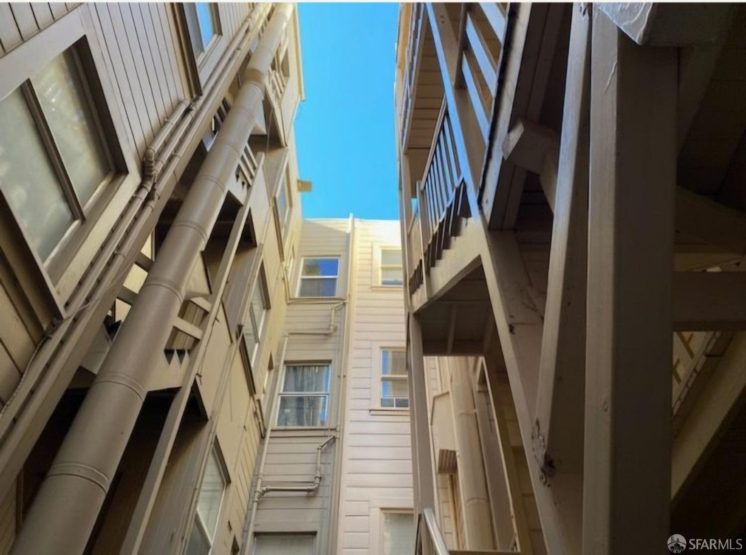 1405 Greenwich Street San Francisco CA 94109