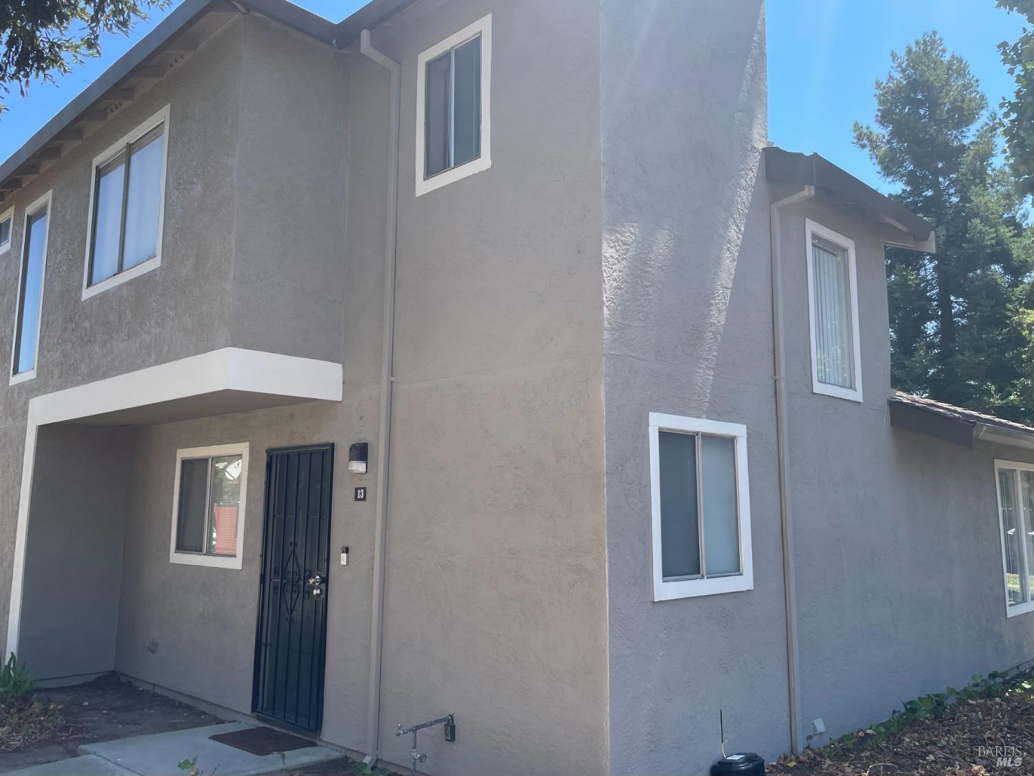 1940 Grande Circle Fairfield CA 94533