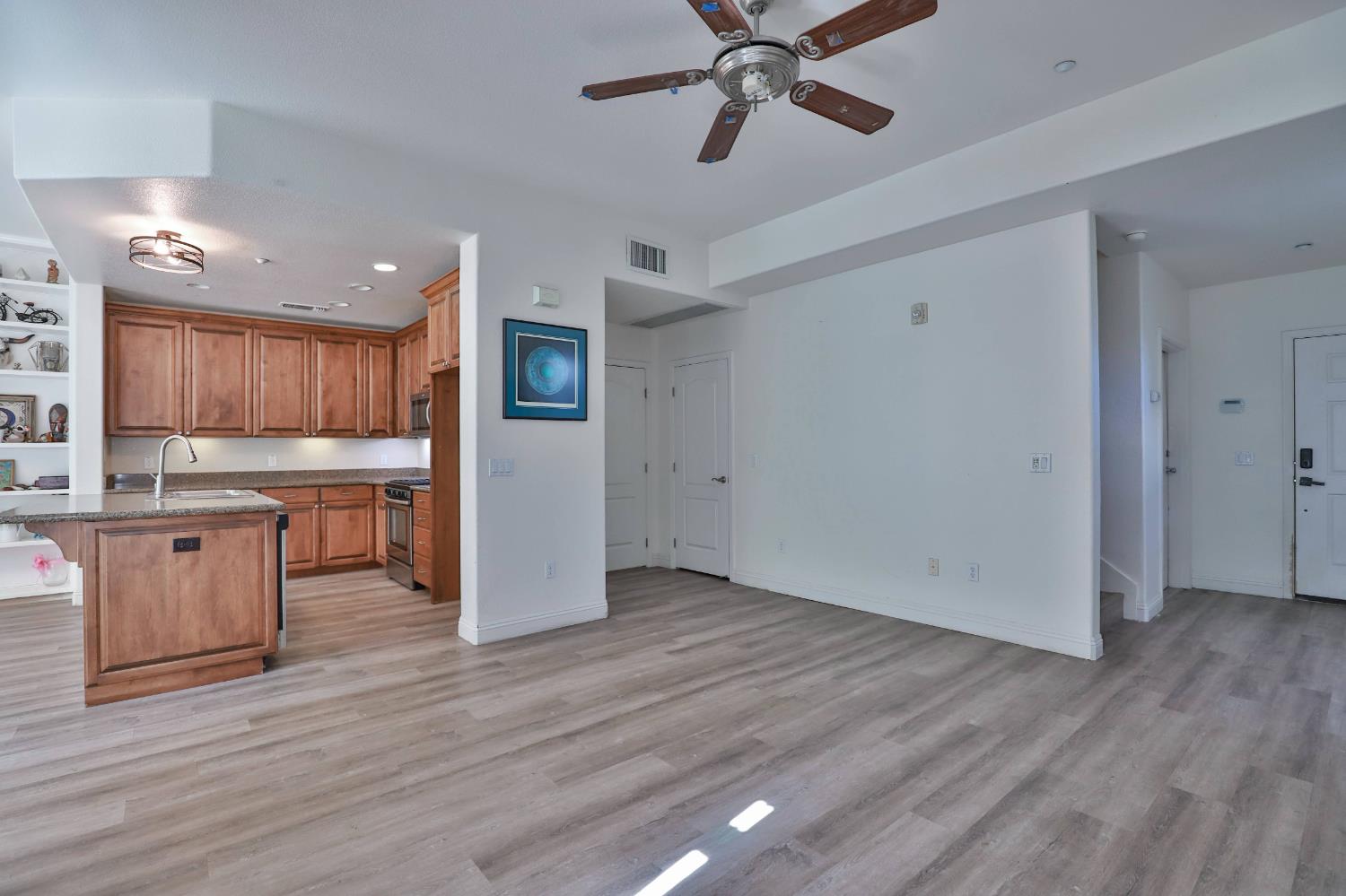 5132 El Camino Avenue Carmichael CA 95608