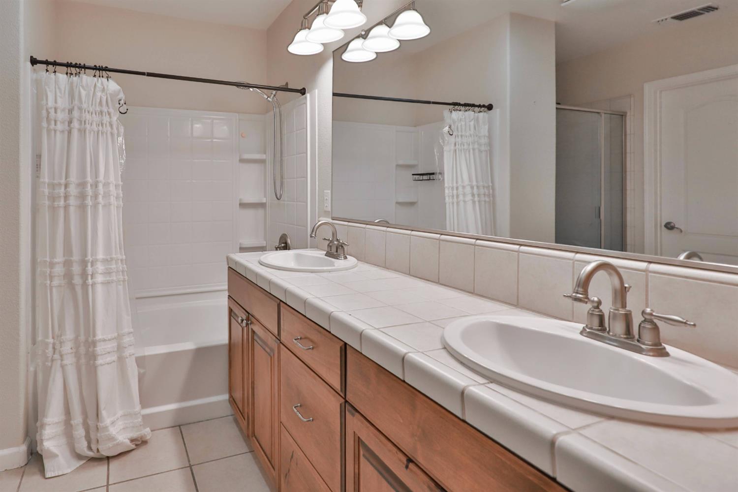 5132 El Camino Avenue Carmichael CA 95608