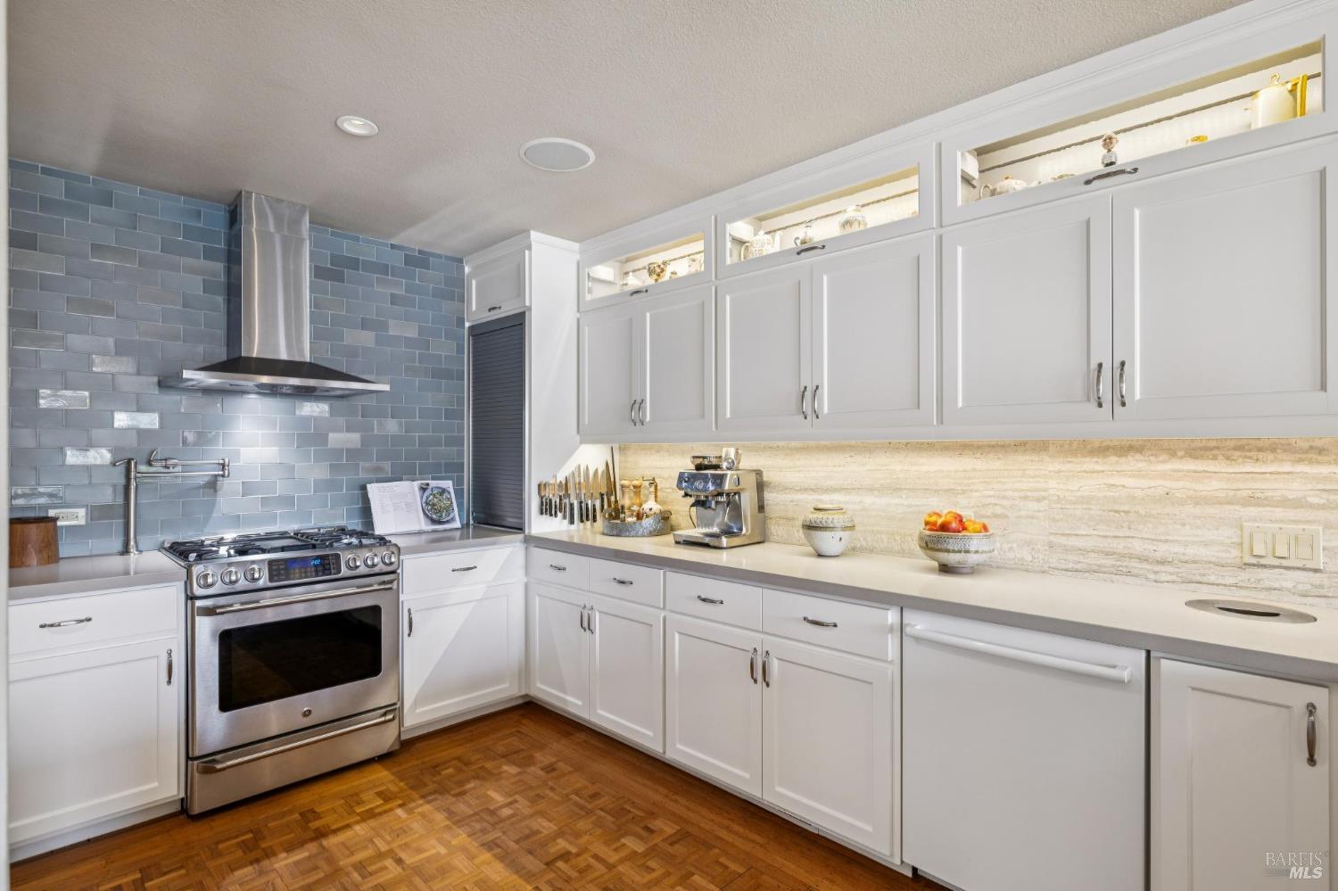 24 Mooring Road San Rafael CA 94901