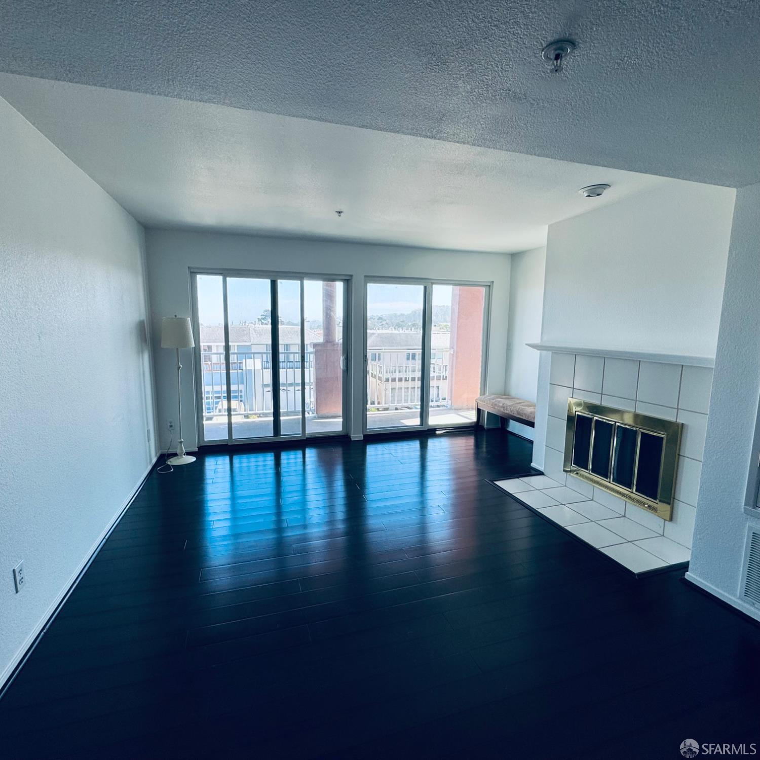3885 Carter Drive South San Francisco CA 94080