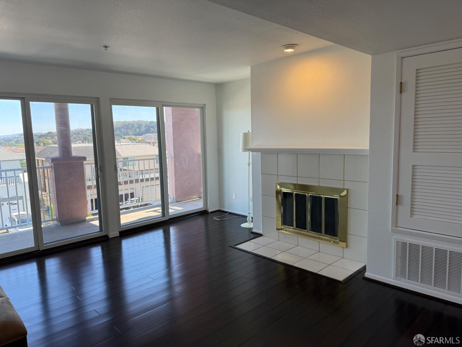 3885 Carter Drive South San Francisco CA 94080