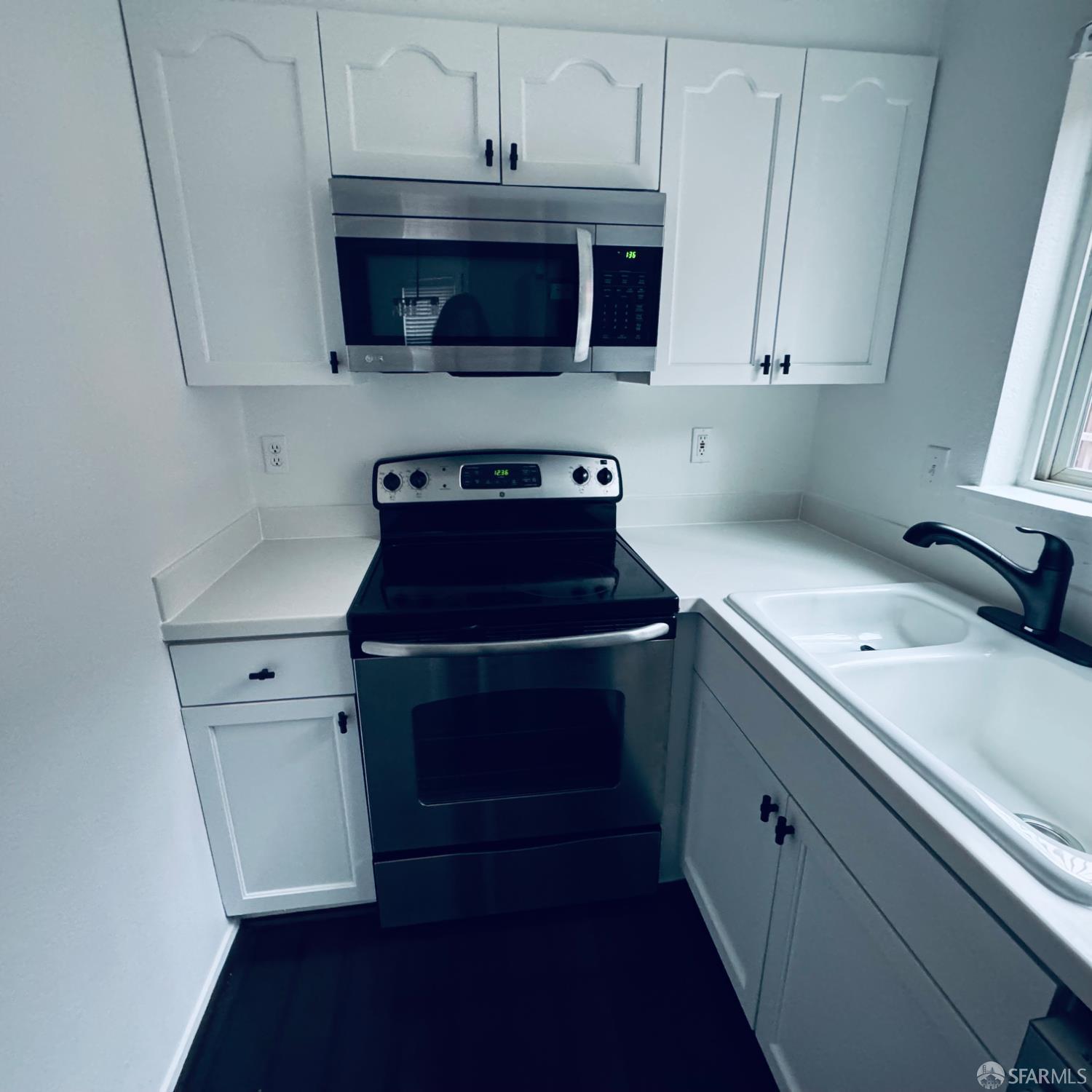 3885 Carter Drive South San Francisco CA 94080
