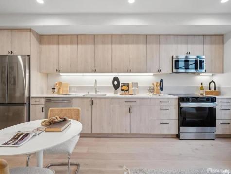 986 South Van Ness Avenue San Francisco CA 94110