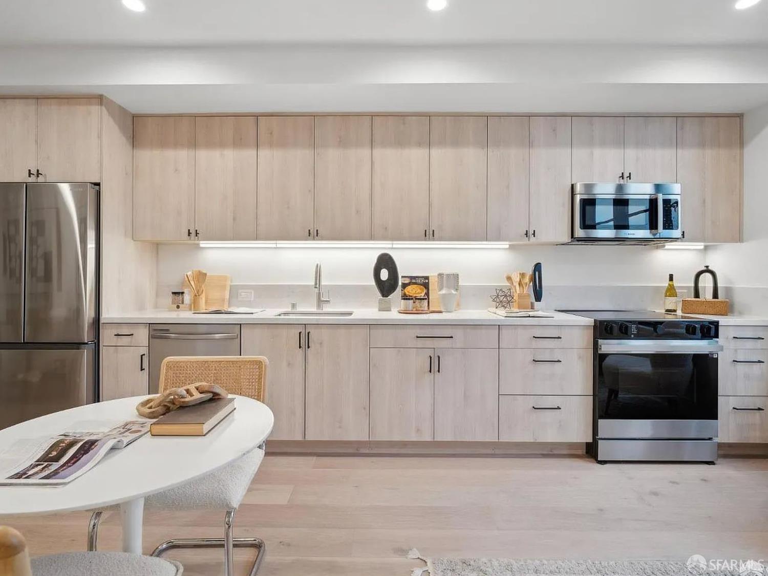 986 S Van Ness Avenue San Francisco CA 94110