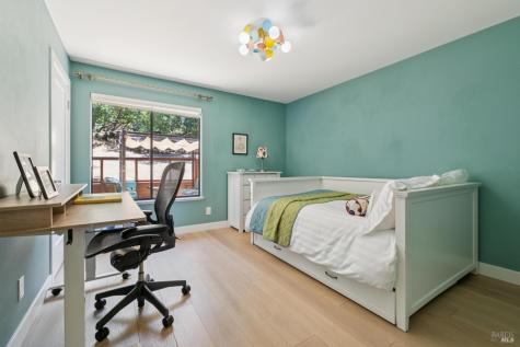 1045 Susan Way Novato CA 94947