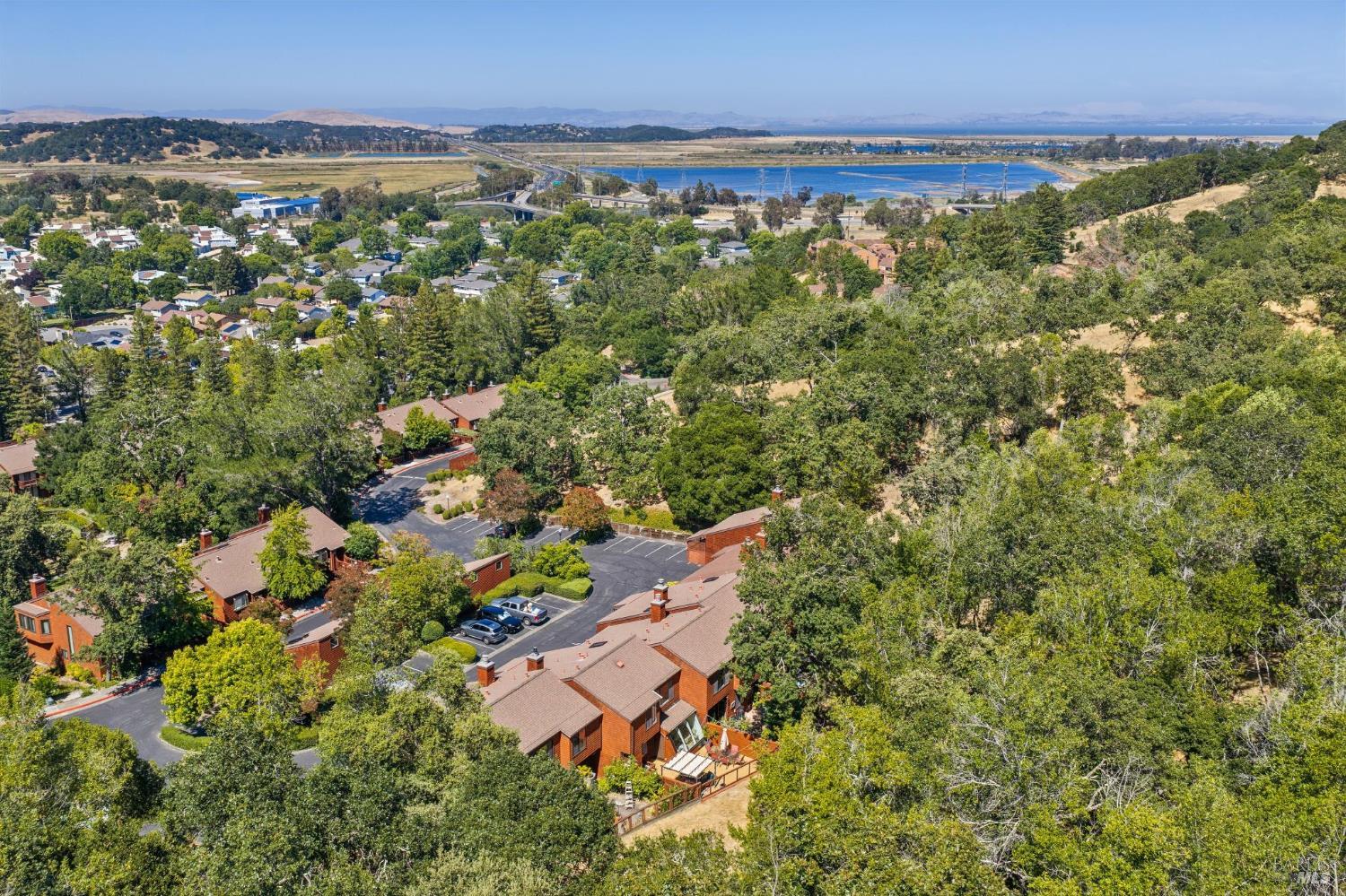 1045 Susan Way Novato CA 94947