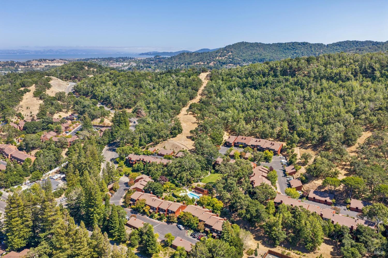 1045 Susan Way Novato CA 94947