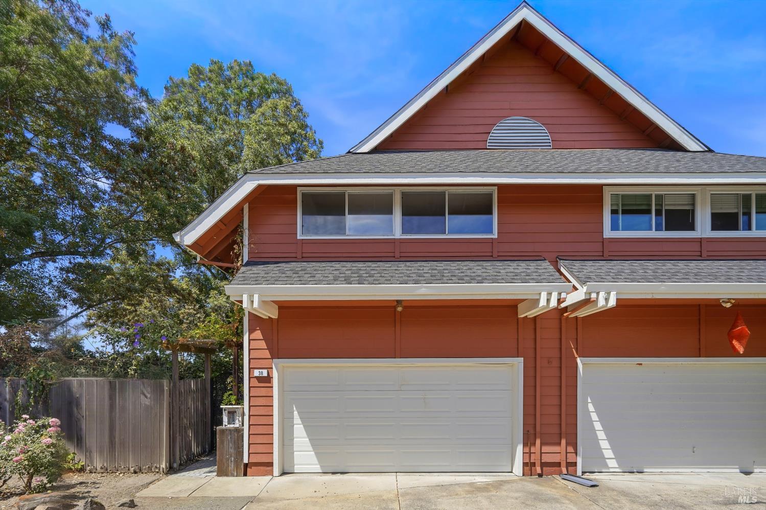 38 Meadowbrook Court Cotati CA 94931