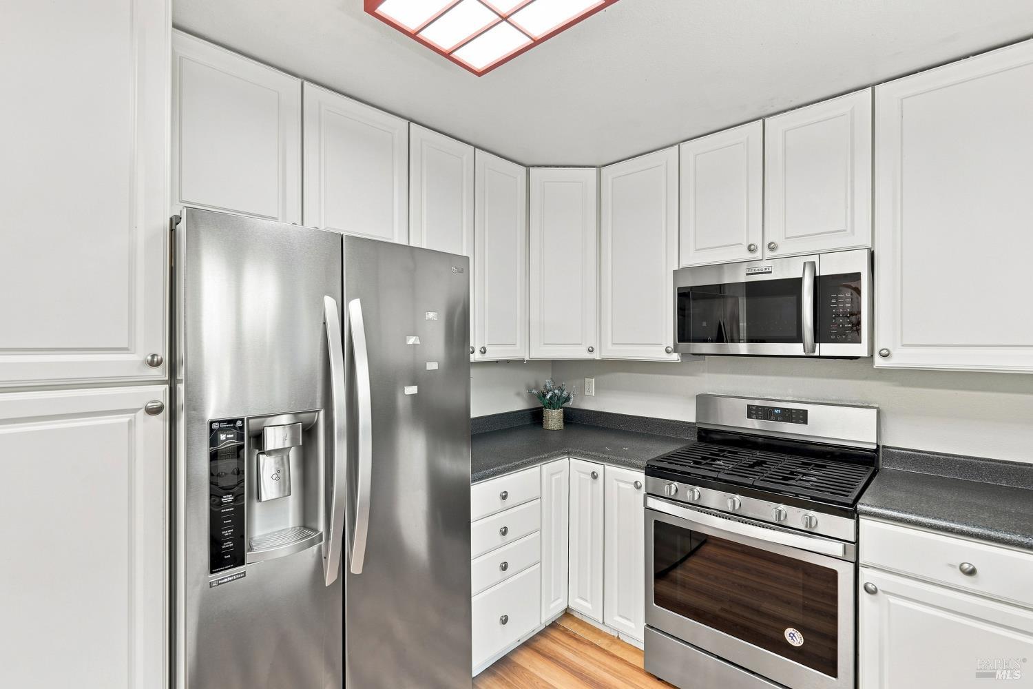38 Meadowbrook Court Cotati CA 94931