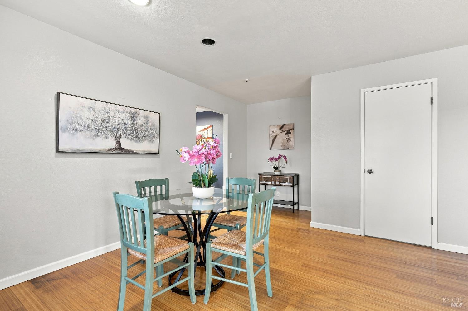 38 Meadowbrook Court Cotati CA 94931