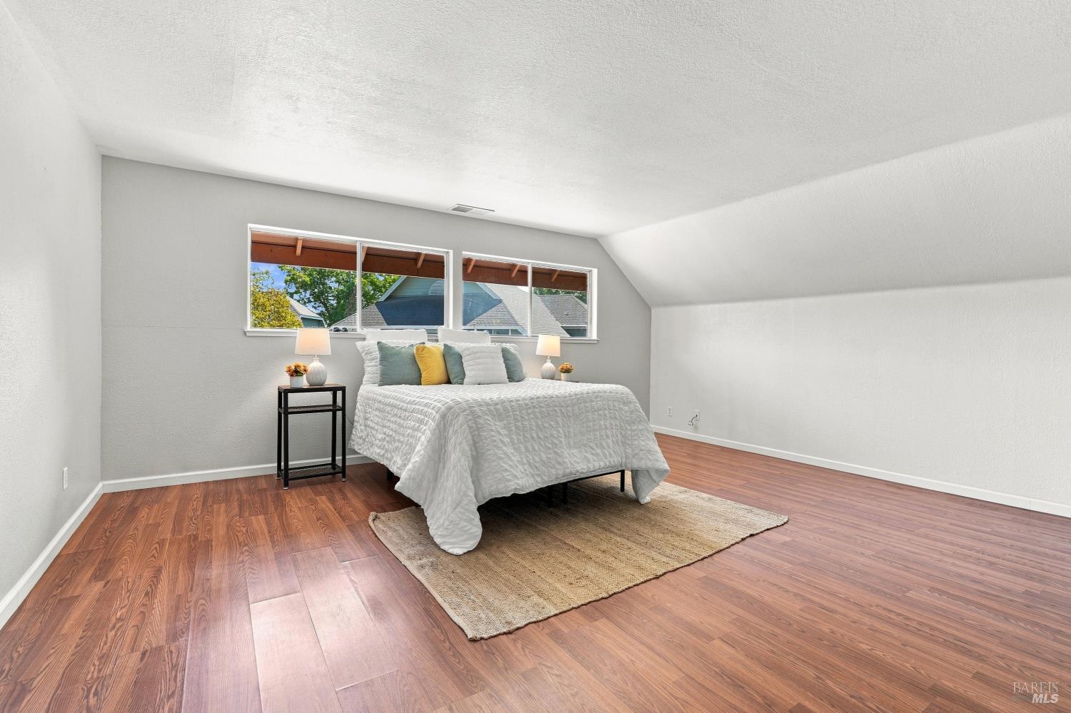 38 Meadowbrook Court Cotati CA 94931
