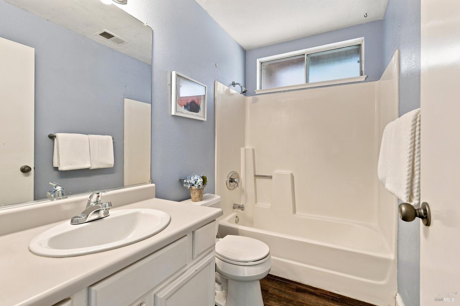 38 Meadowbrook Court Cotati CA 94931