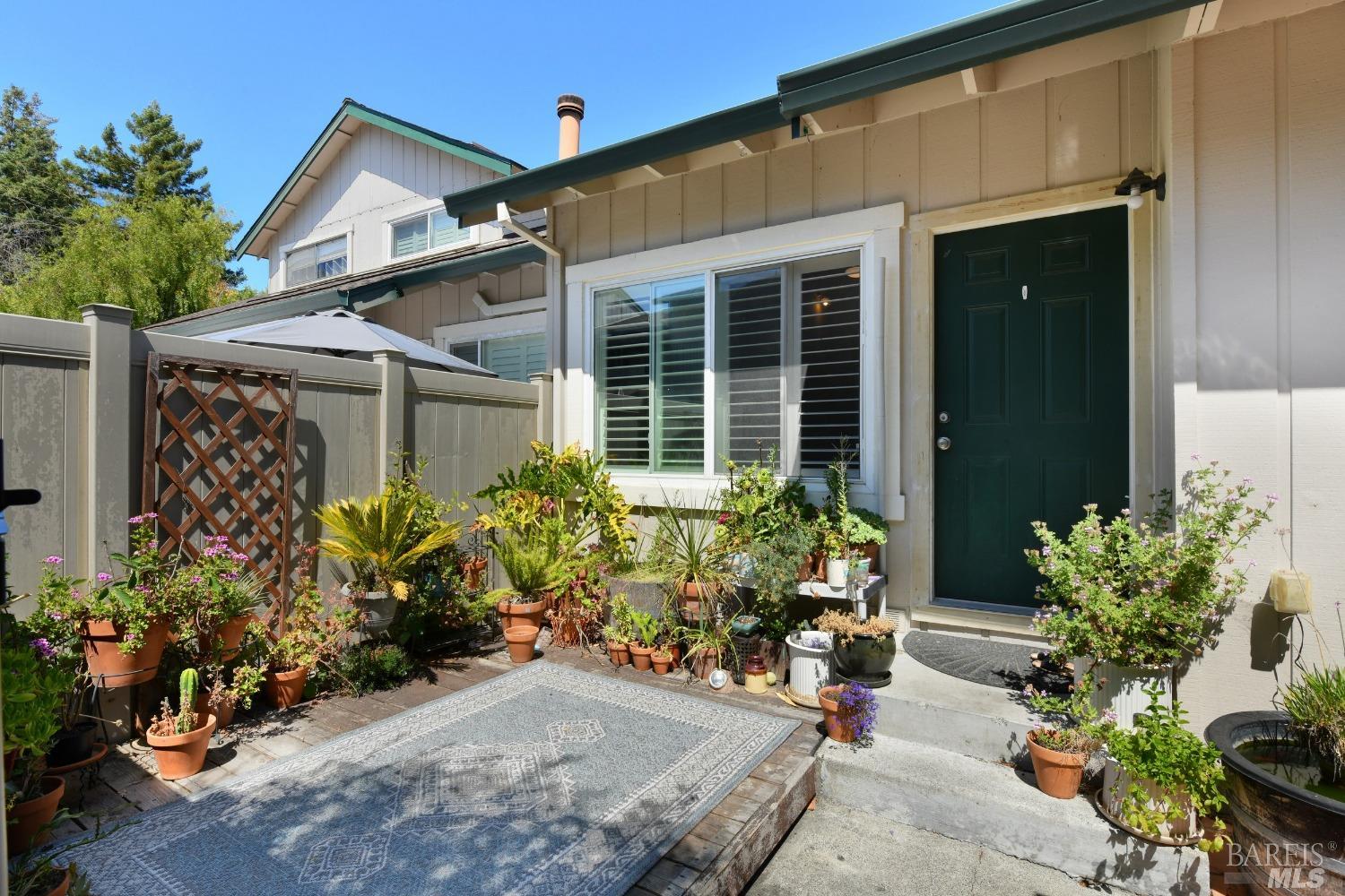 1008 Civic Center Drive Rohnert Park CA 94928
