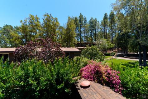 112 Surrey Lane San Rafael CA 94903