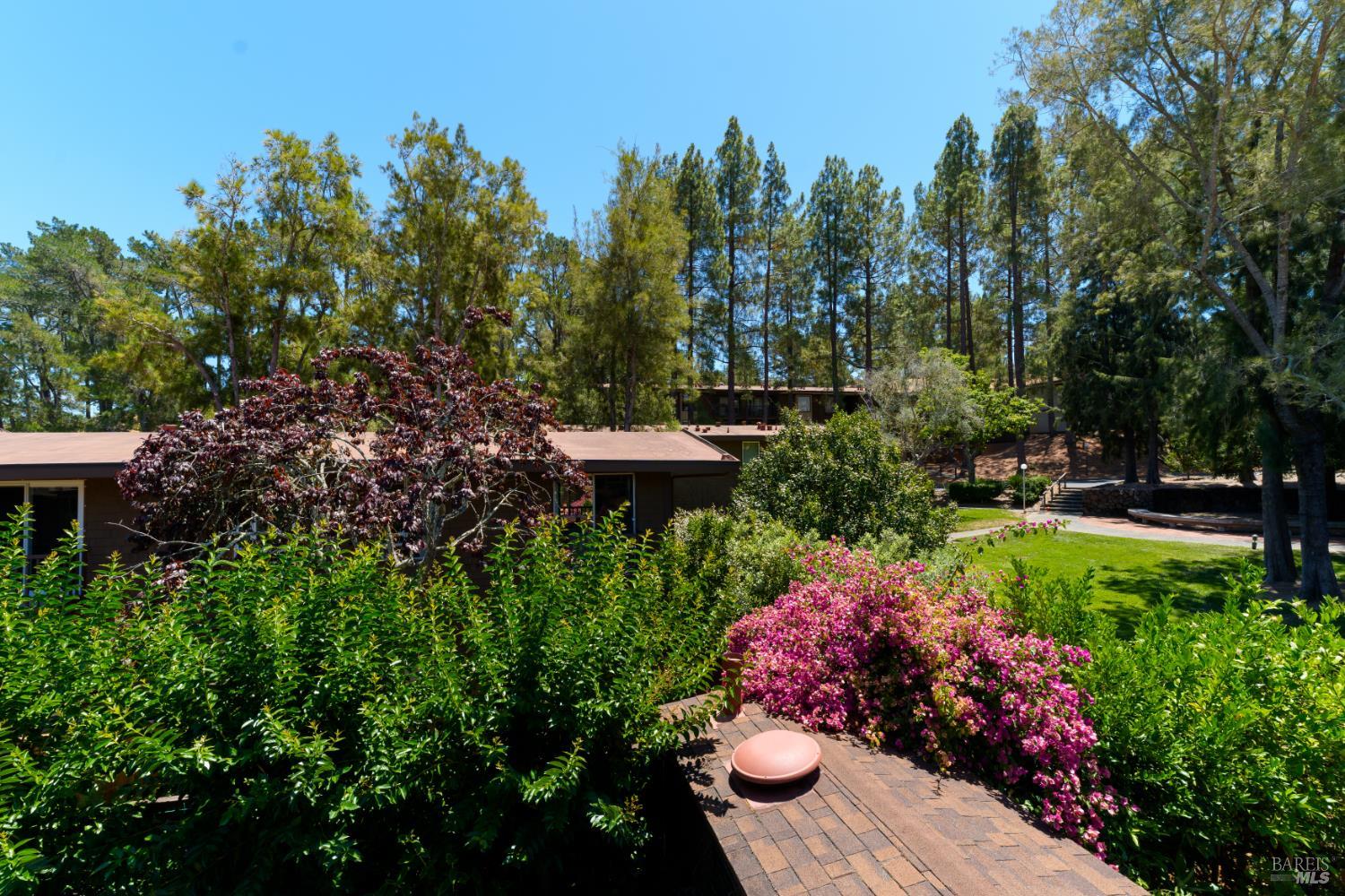 112 Surrey Lane San Rafael CA 94903