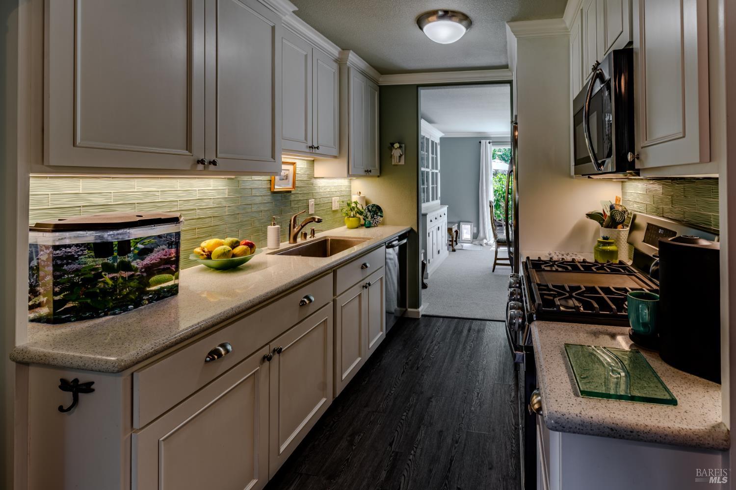 112 Surrey Lane San Rafael CA 94903
