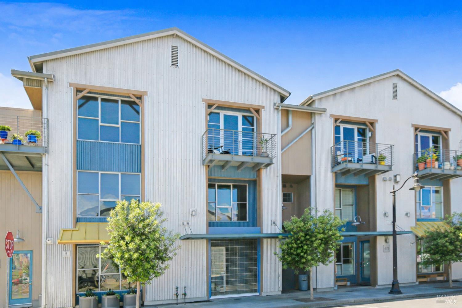 486 1st Street Petaluma CA 94952