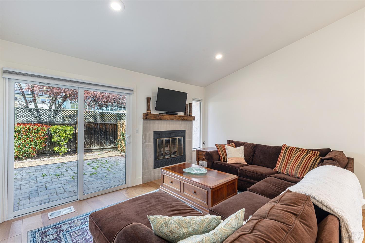 882 Professional Drive Napa CA 94558