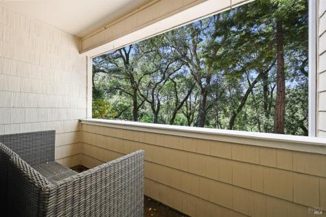 2111 Stonefield Lane Santa Rosa CA 95403