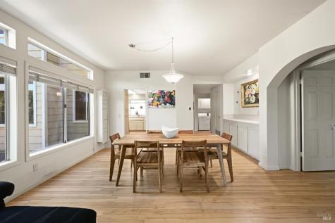 2111 Stonefield Lane Santa Rosa CA 95403