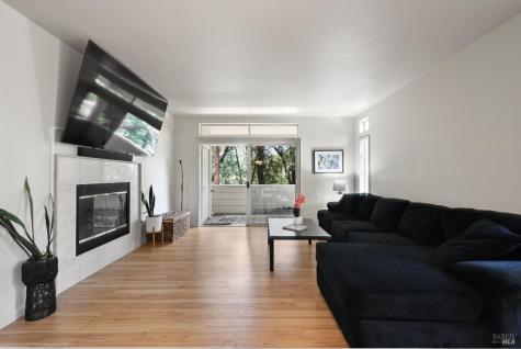 2111 Stonefield Lane Santa Rosa CA 95403