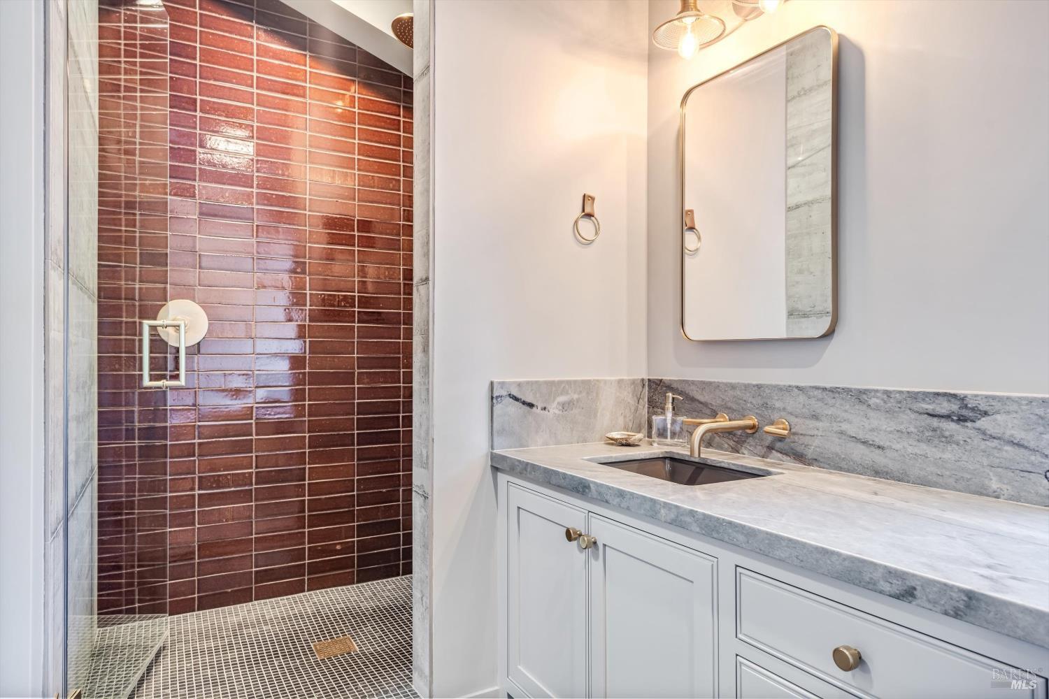 1229 Grove Street Healdsburg CA 95448