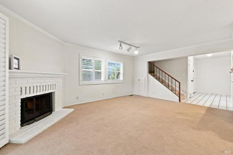 96 Firestone Way Santa Rosa CA 95409