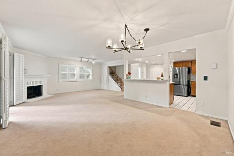 96 Firestone Way Santa Rosa CA 95409