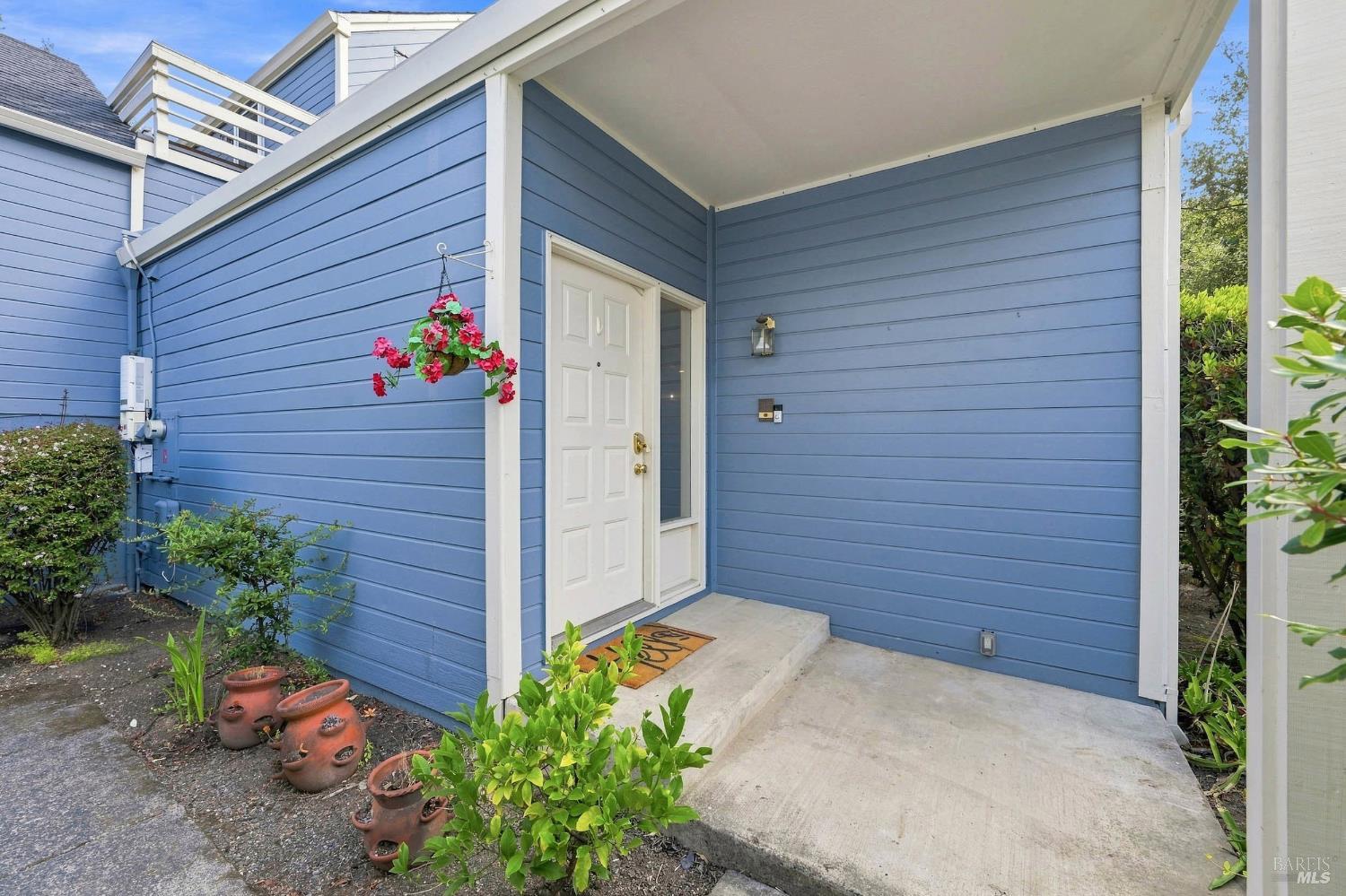 96 Firestone Way Santa Rosa CA 95409