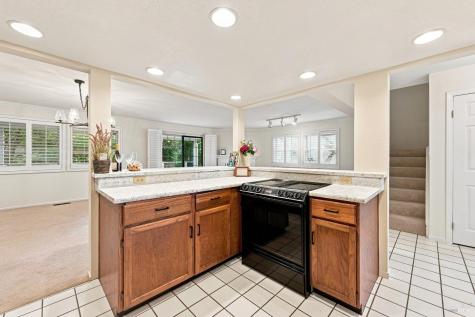 96 Firestone Way Santa Rosa CA 95409