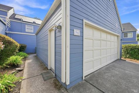 96 Firestone Way Santa Rosa CA 95409