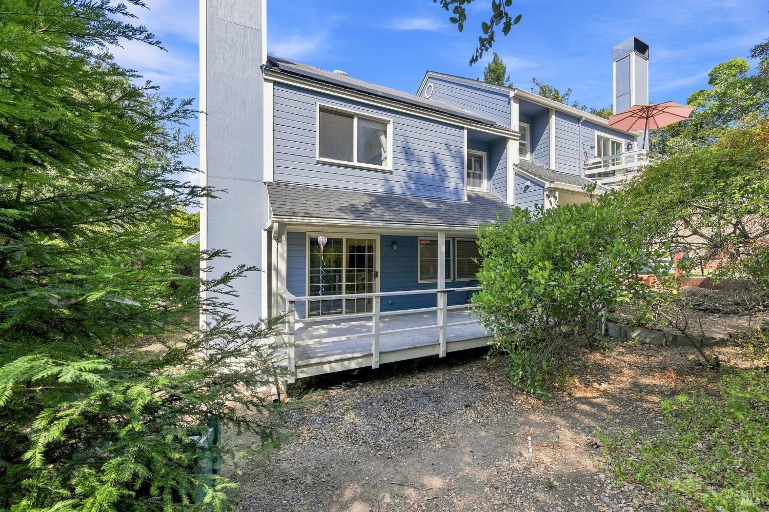 96 Firestone Way Santa Rosa CA 95409